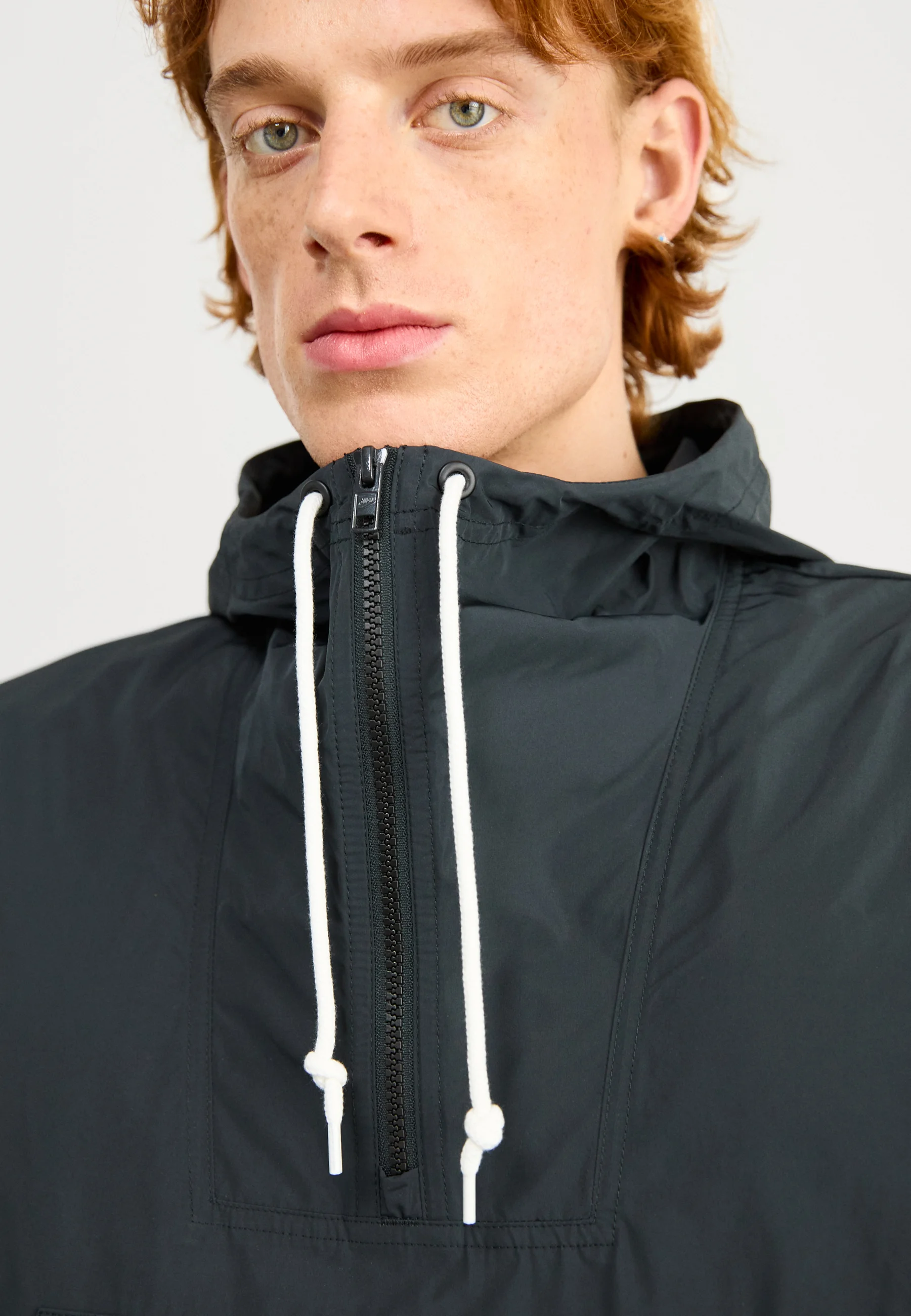 Nike Sportswear CLUB MARINA ANORAK - Cortavientos