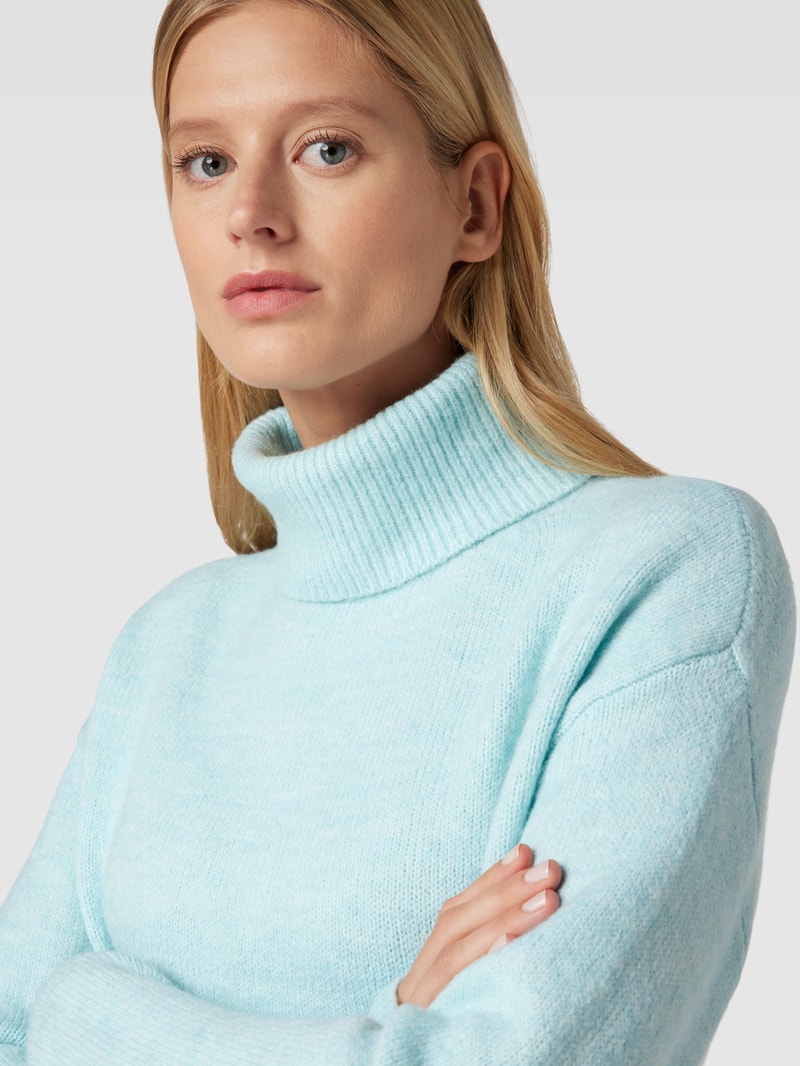 Rollkragenpullover mit überschnittenen Schultern in bleu