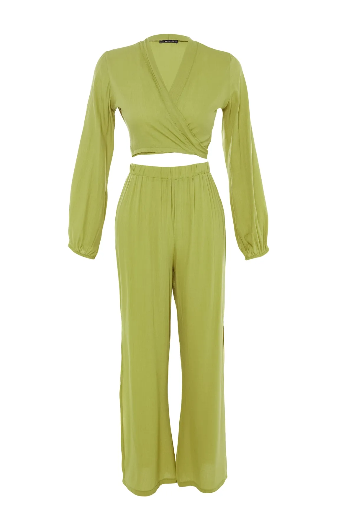 Trendyol Collection  Grünes gewebtes Blusen-Hosen-Set TBESS23AU00031