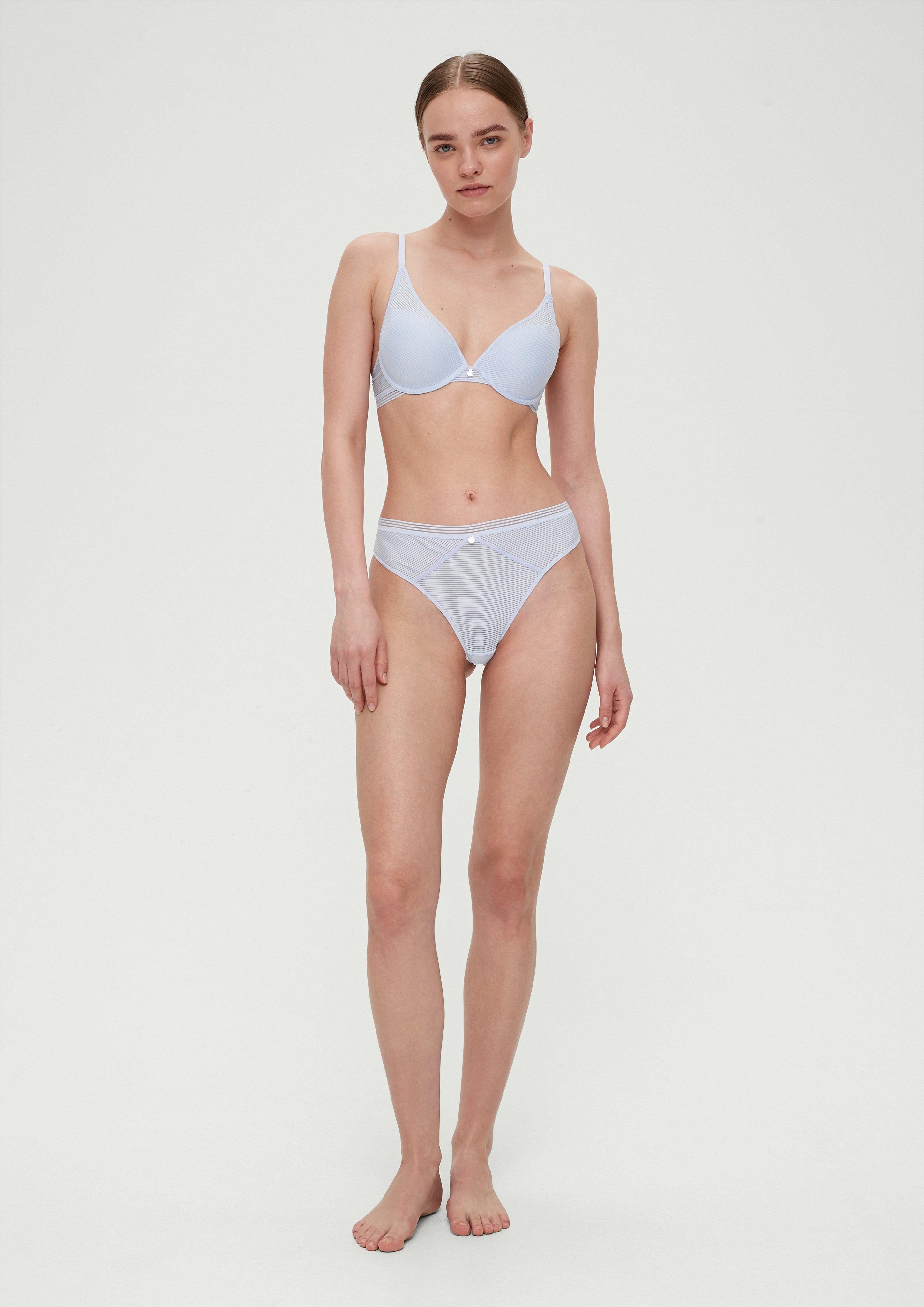 String mit Mesh-Details  6007847-5000