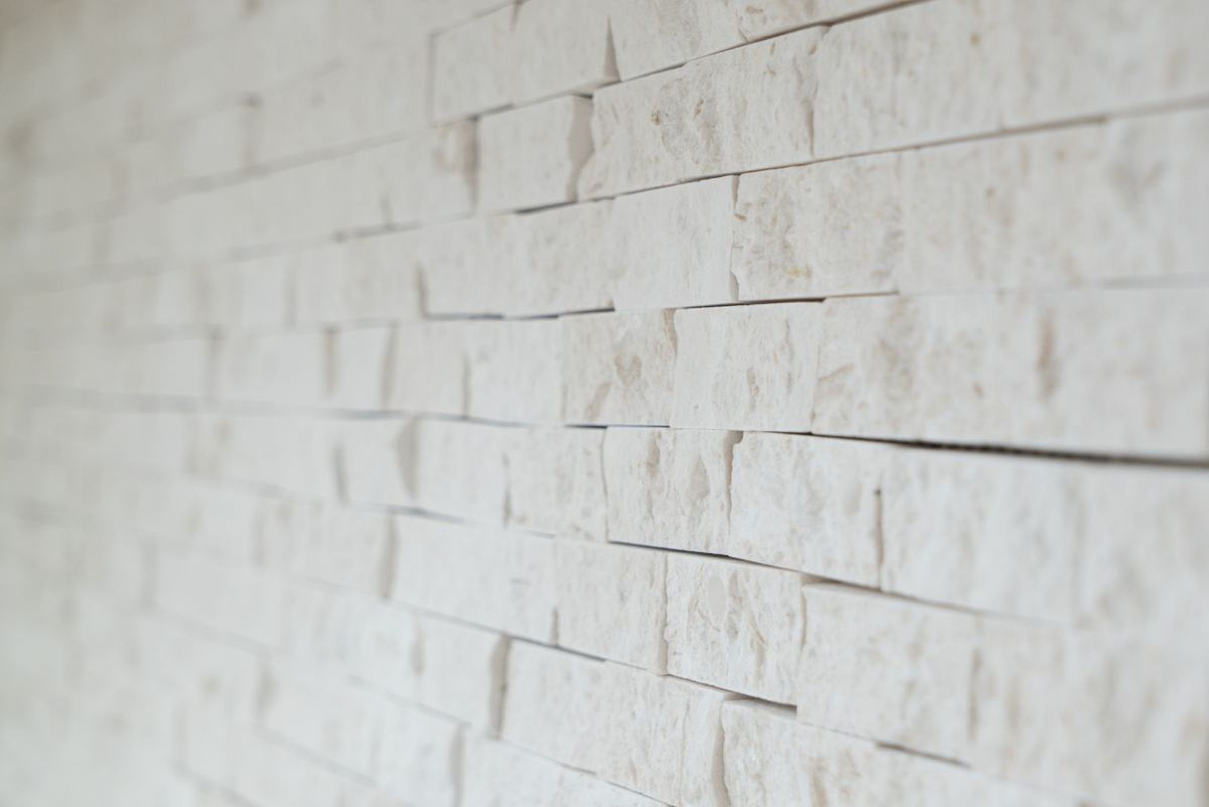 Mosani Mosaikfliesen Kalkstein Mosaik Naturstein Splitface Steinwand weiß creme Brick