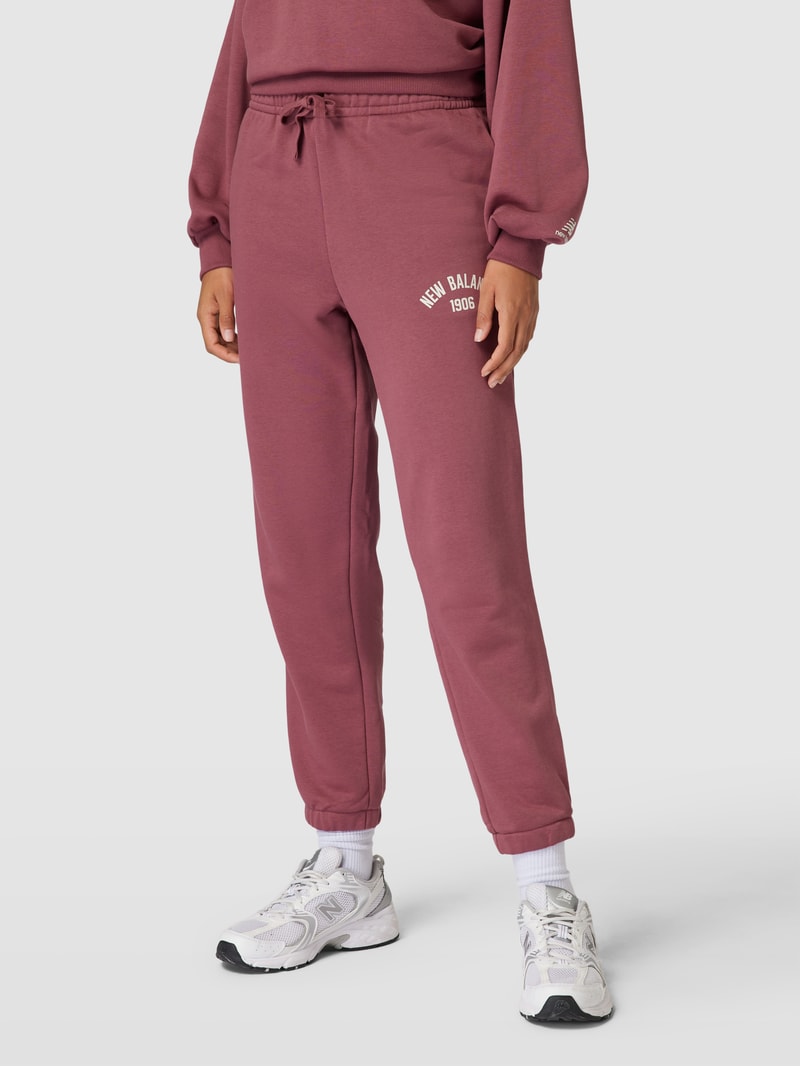 Sweatpants mit Logo-Print Modell 'Essentials Varsity' in dunkelrot