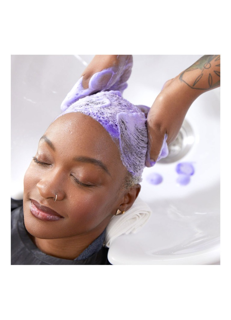 Olaplex No.4P Blonde Enhancer Toning Shampoo