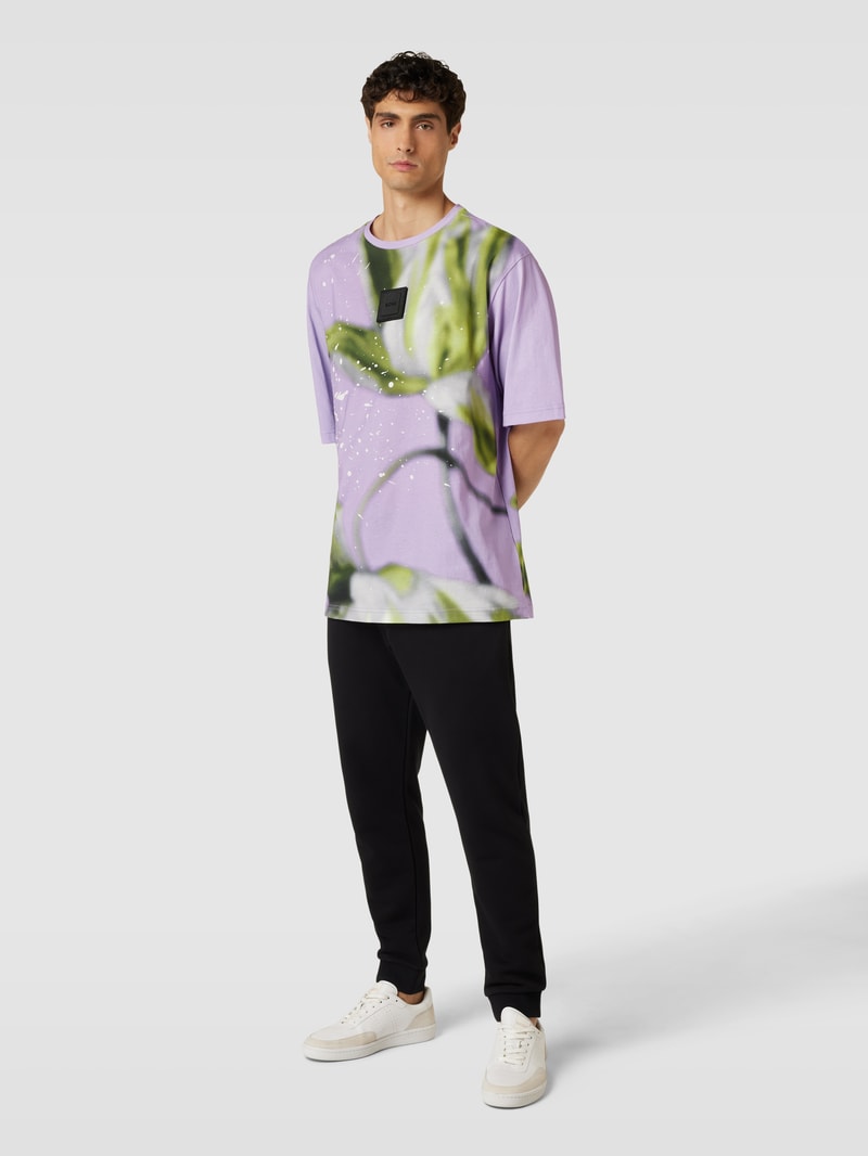 T-Shirt mit Label-Patch Modell 'Timono Lotus' in flieder
