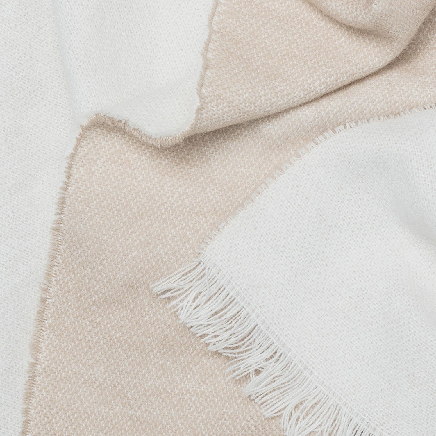 Echarpe beige et écrue