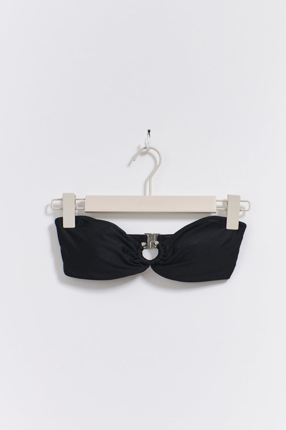 Detail bikini top