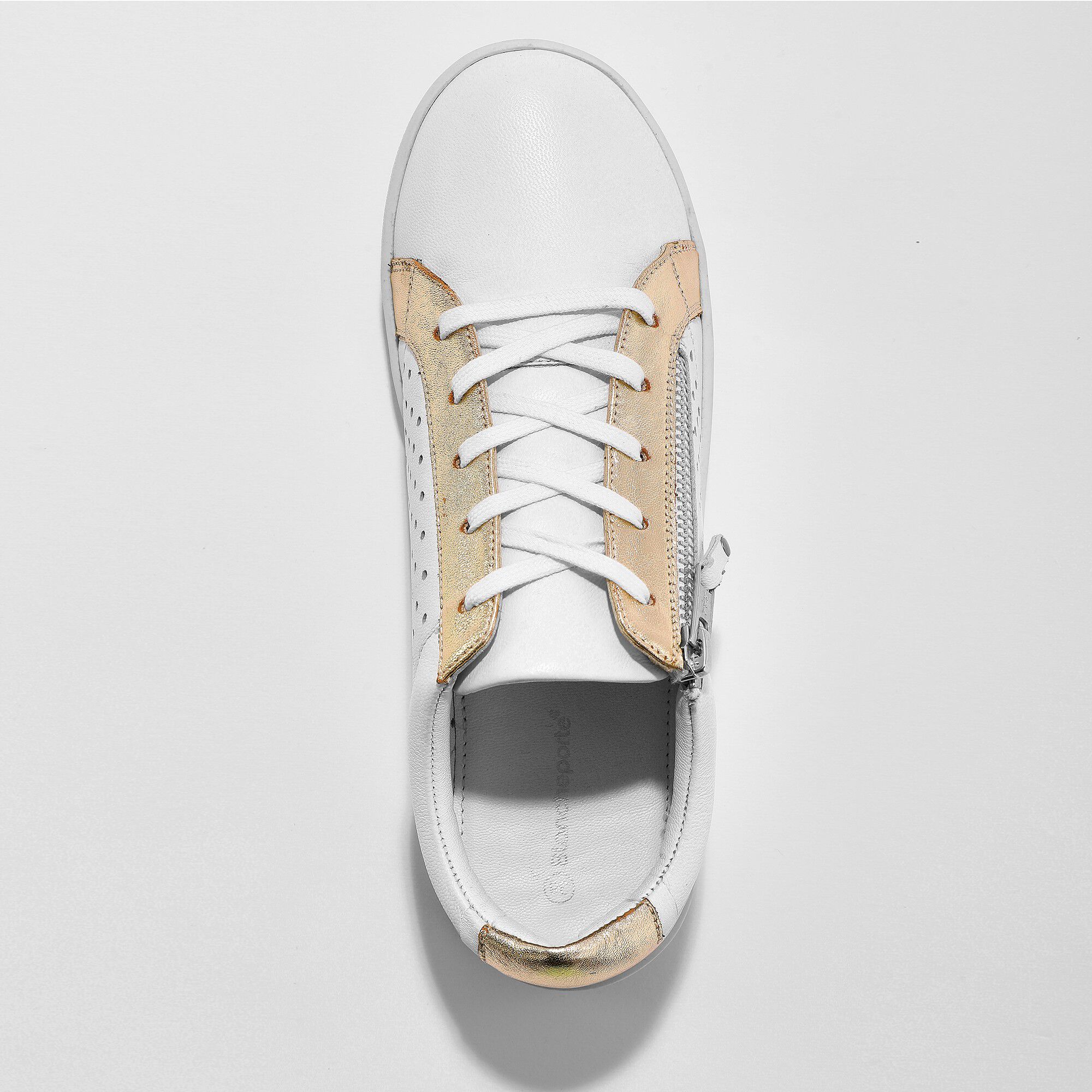 Tennis zippée en cuir perforé