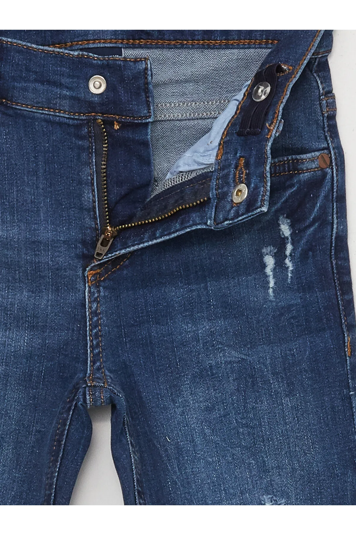 LC Waikiki  Super Skinny Fit, zerrissene, detaillierte Jeanshose für Jungen