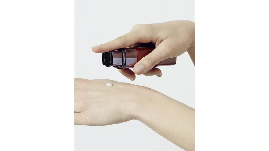 L'Oréal Paris Dermo Revitalift Laser x3 Serum Anti Age - Straffendes Anti-Aging-Serum mit Hyaluronsäure und Vitamin C 30 ml