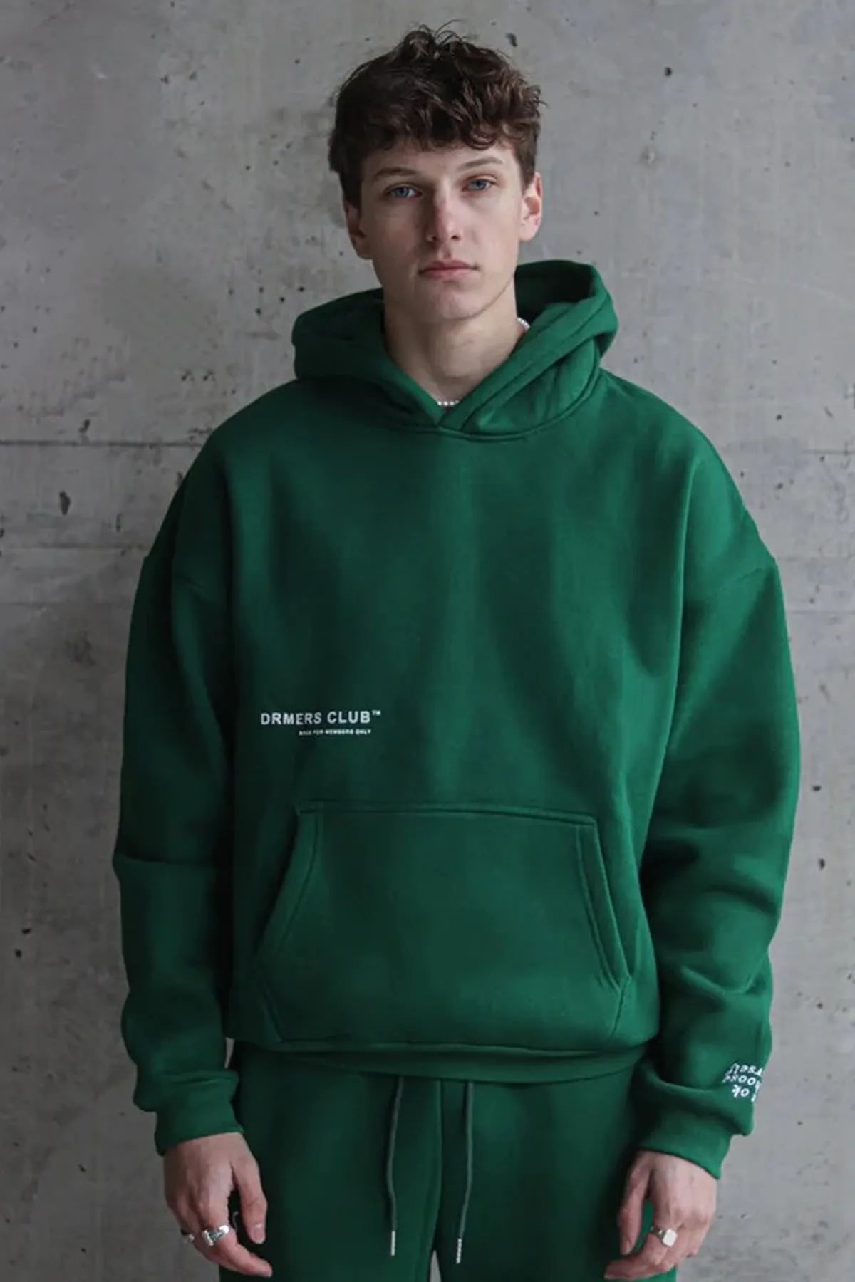 MODAGEN  Unisex Nefti Green Oversize-Sweatshirt aus 100 % Baumwolle