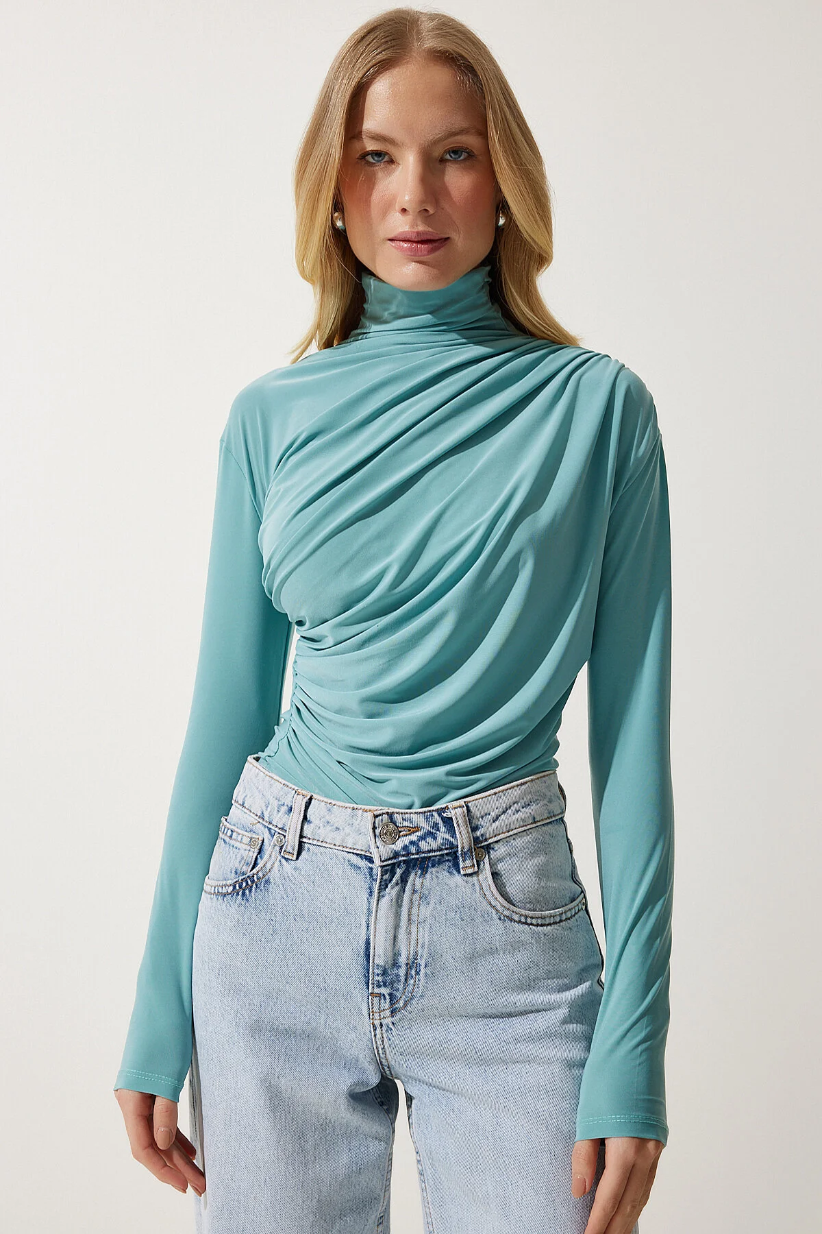 Happiness İstanbul  Wassergrüne Sandy Bluse mit Stehkragen und Kordelzug für Damen FF00135