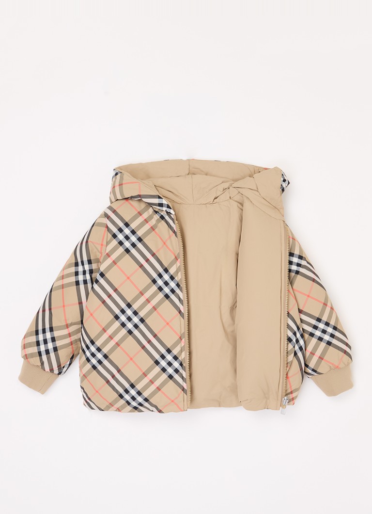 Burberry Axel -toppatakki, jossa untuvatäyte