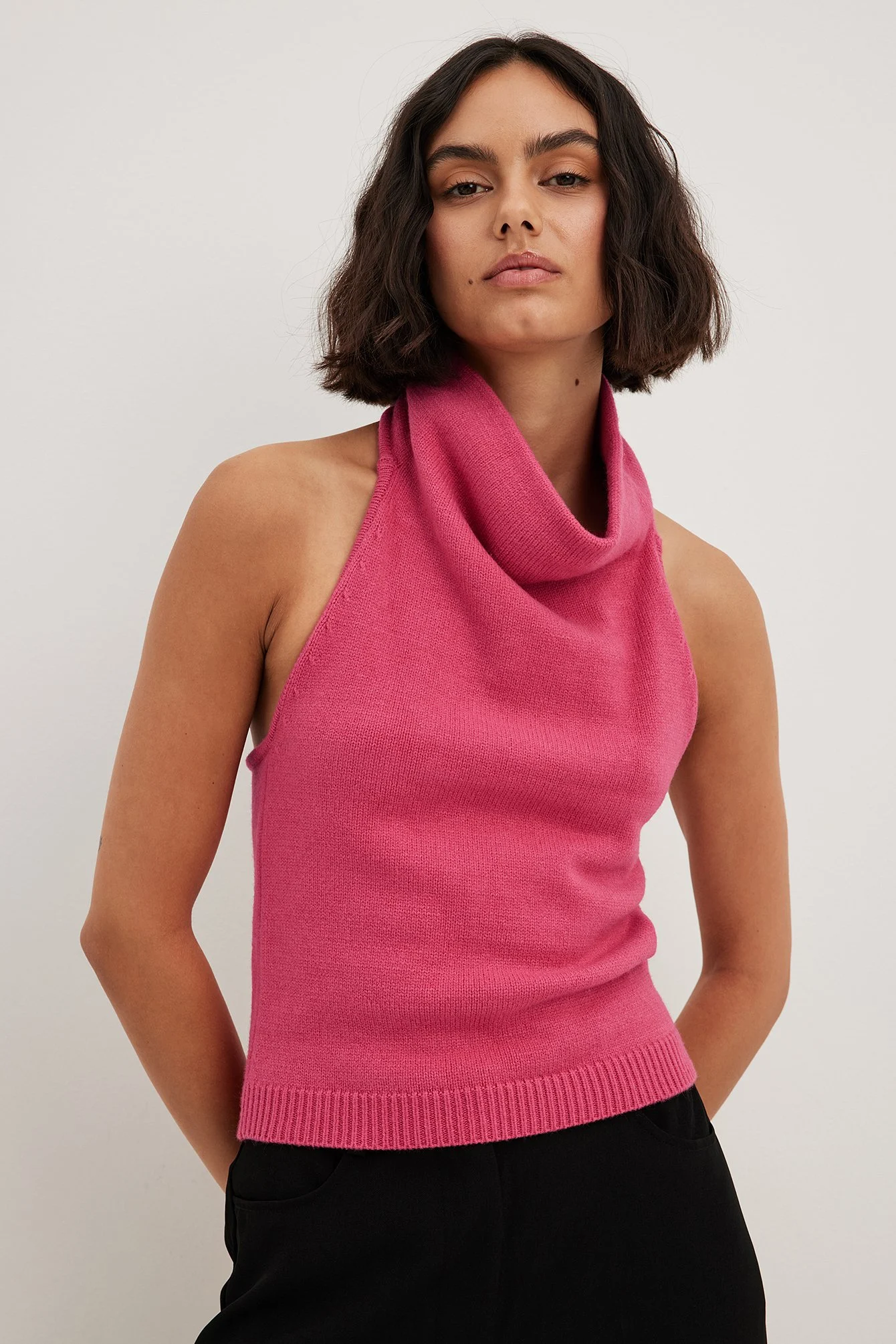 Feingestricktes Neckholder-Top