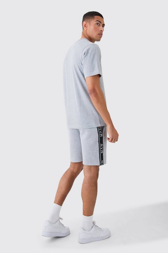 Mittellange Slim-Fit Man Shorts
