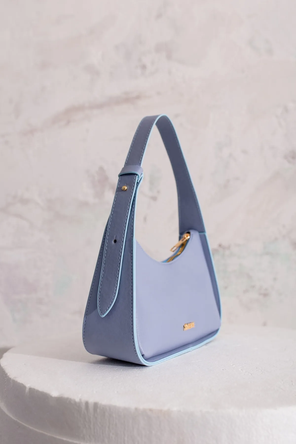 Rimense  Blaue gefütterte Hand- und Schultertasche