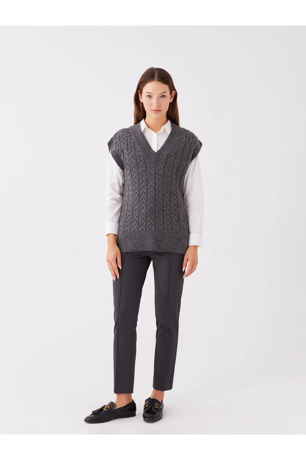 LC Waikiki  Selbstgemusterter Oversize-Strickpullover für Damen mit V-Ausschnitt