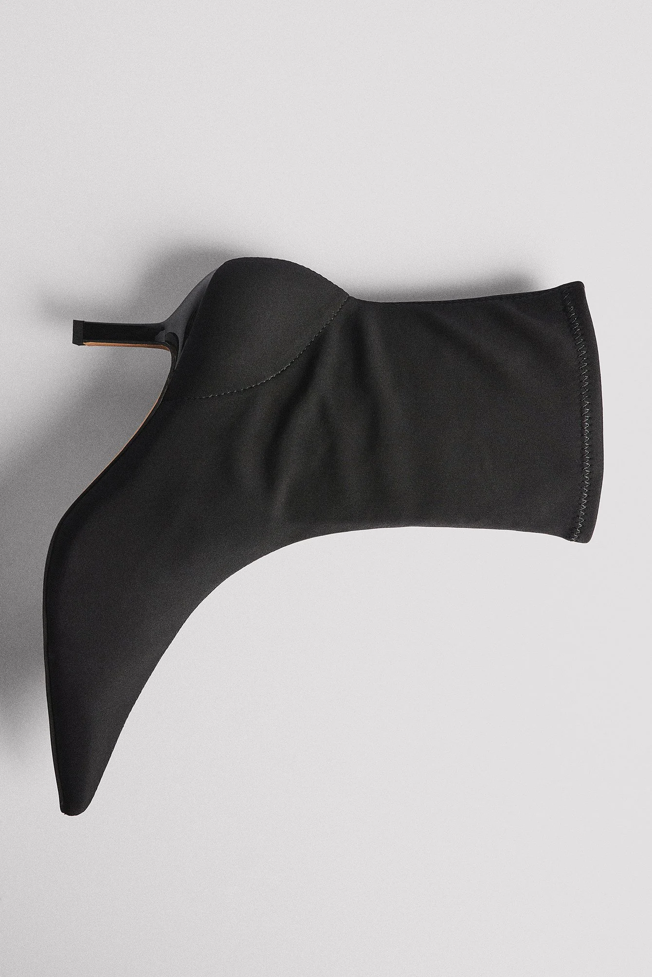 Stiefel mit Knöchelsocken
