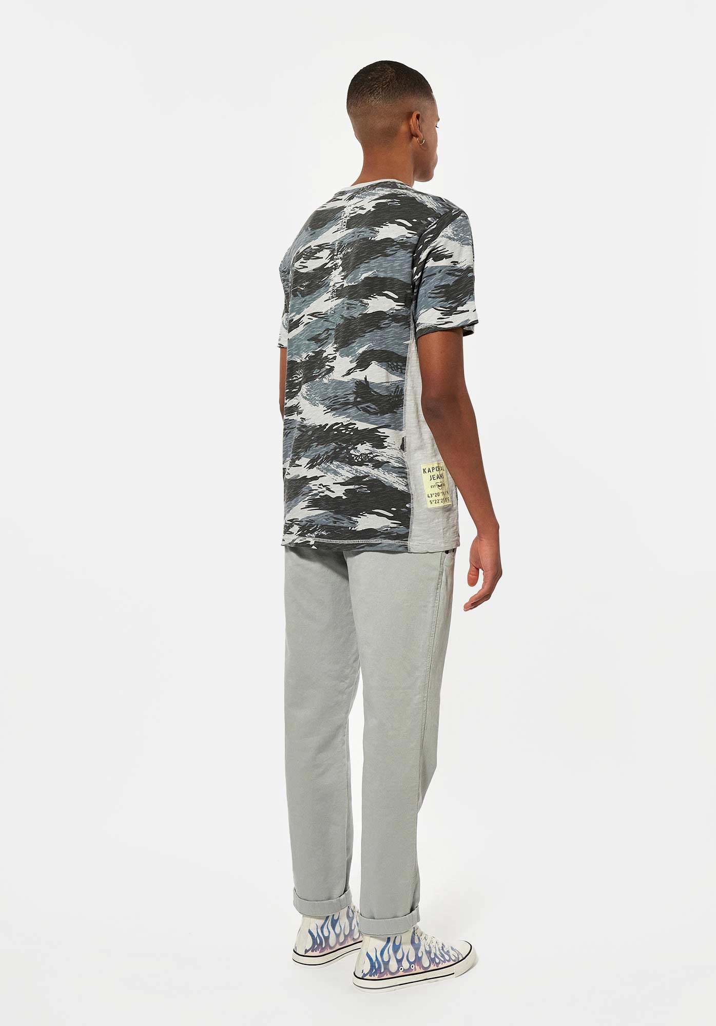 MAEL   T-shirt camouflage bleu Homme en 100% coton