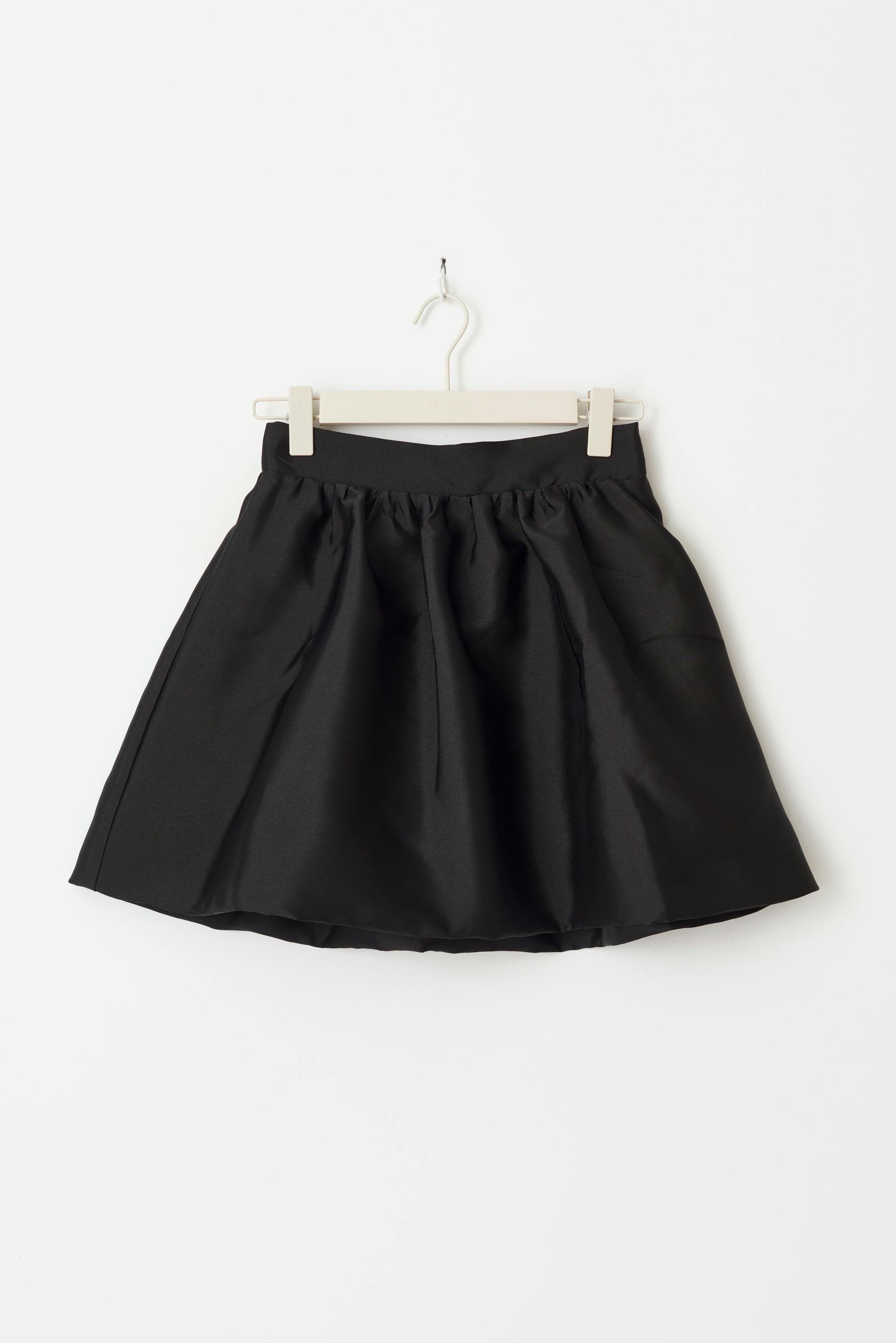 Mini balloon skirt