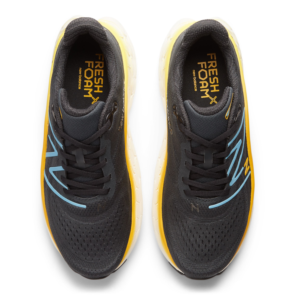 New Balance Fresh Foam X More v4 MMORCD4 / schwarz