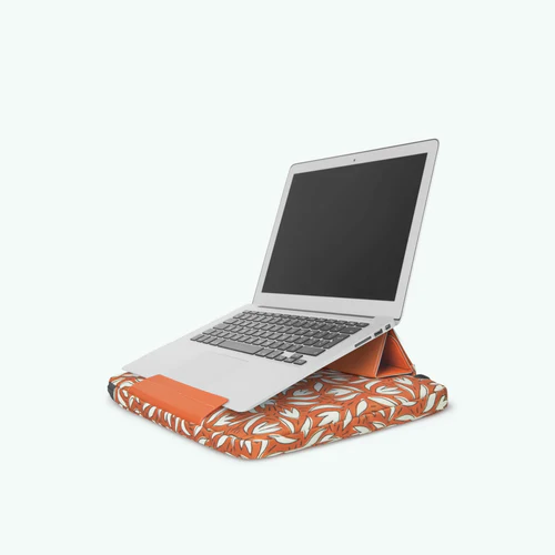 Sumatra Laptop Sleeve, Camel 15/16 inch Laptop Sleeve