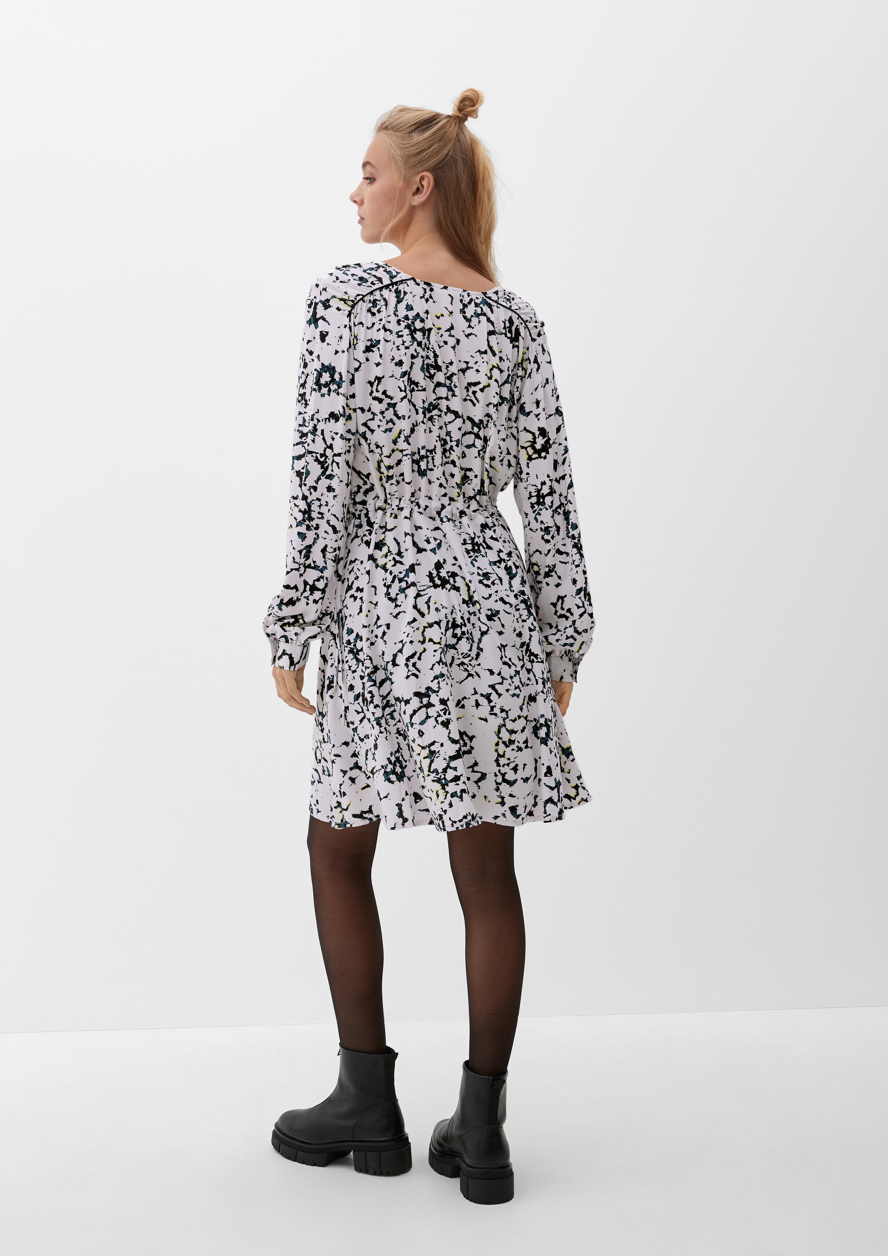Kurzes Kleid mit Allover-Muster  2123871-69A0