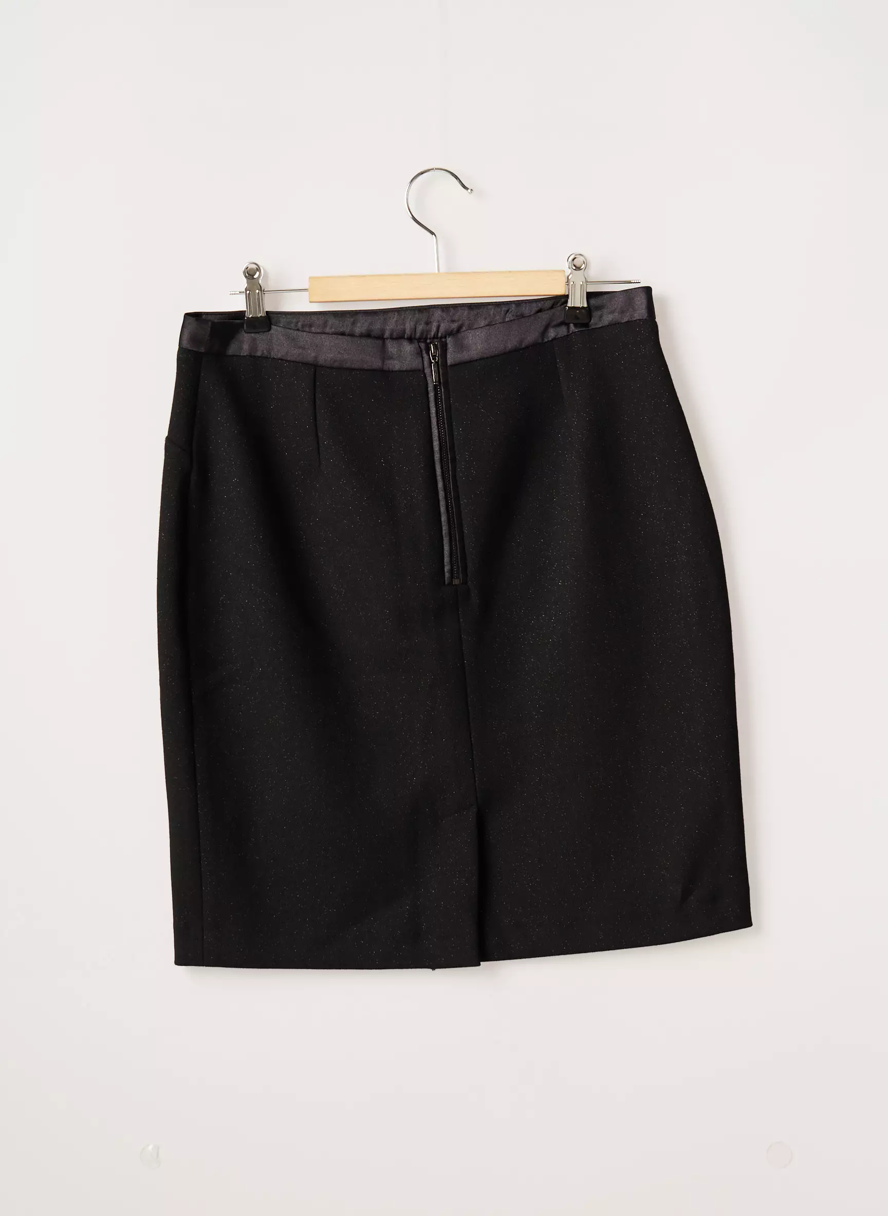 Burton Jupes Courtes Femme couleur noir