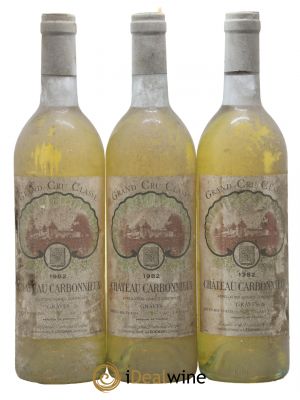 Château Carbonnieux Cru Classé de Graves  1982 - Lot de 3 Bouteilles