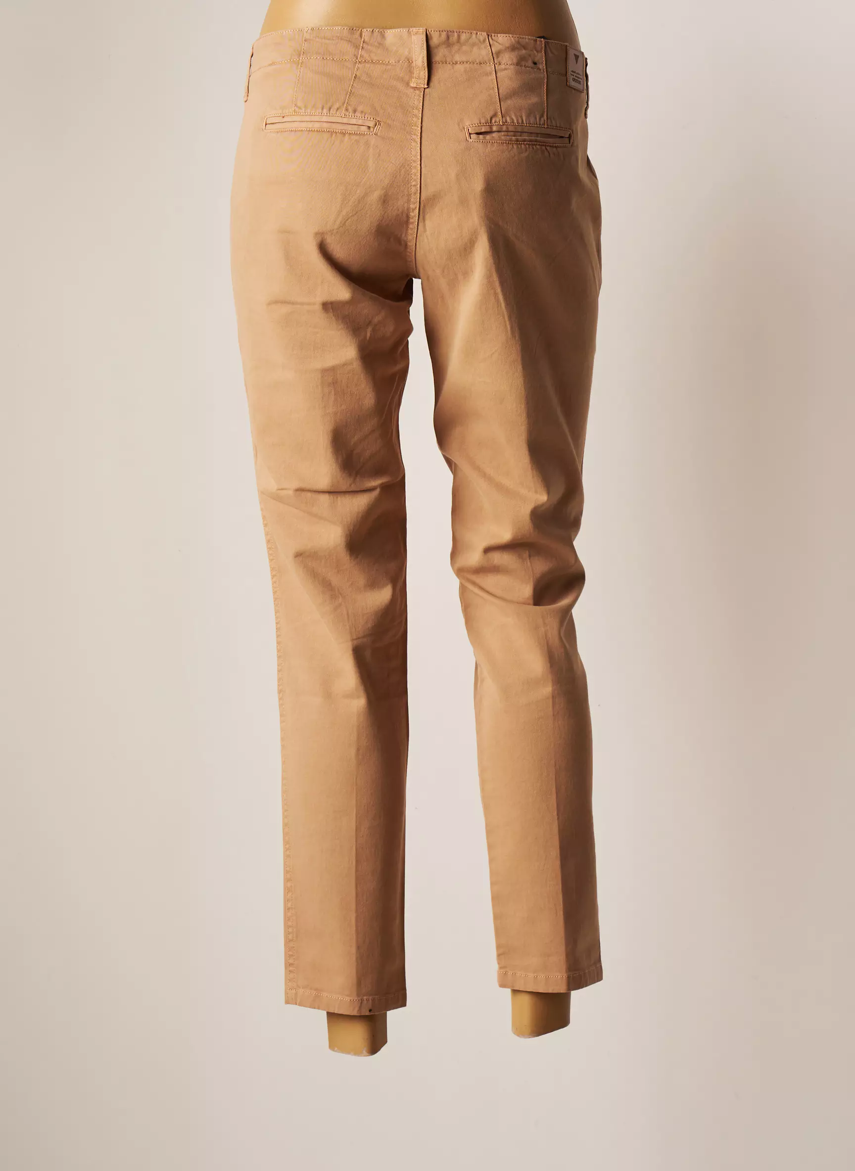 Guess Pantalons Chino Femme couleur beige