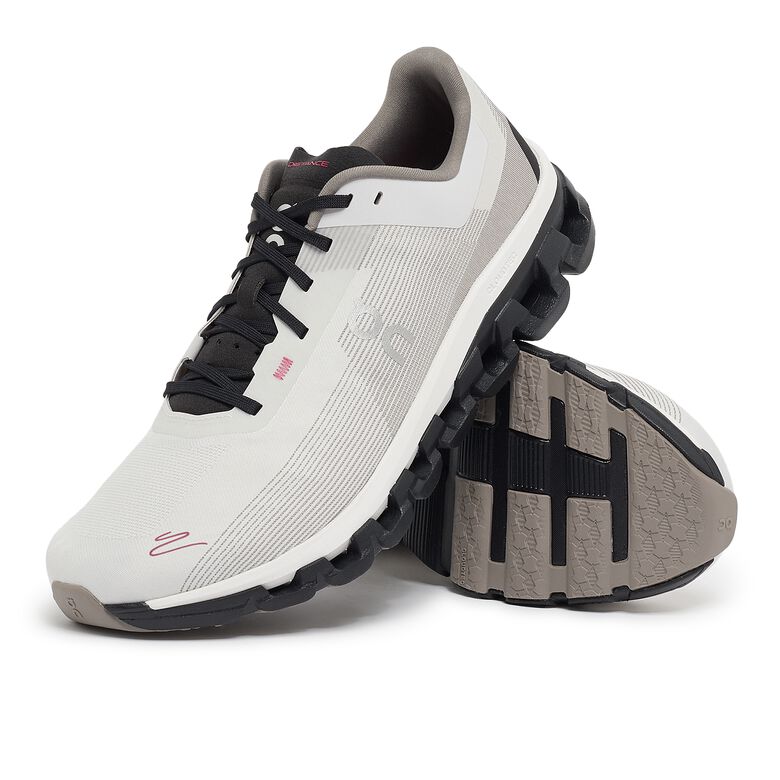 ON Cloudflow 4 Distance white/black