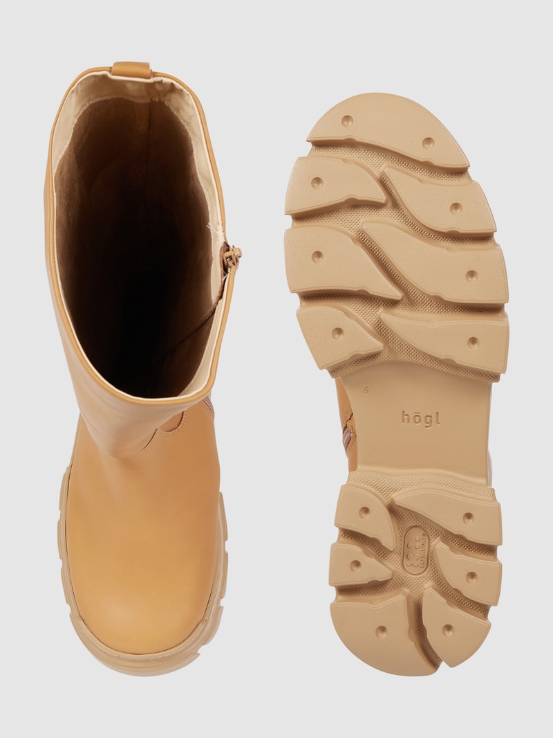 Stiefel aus Leder in camel