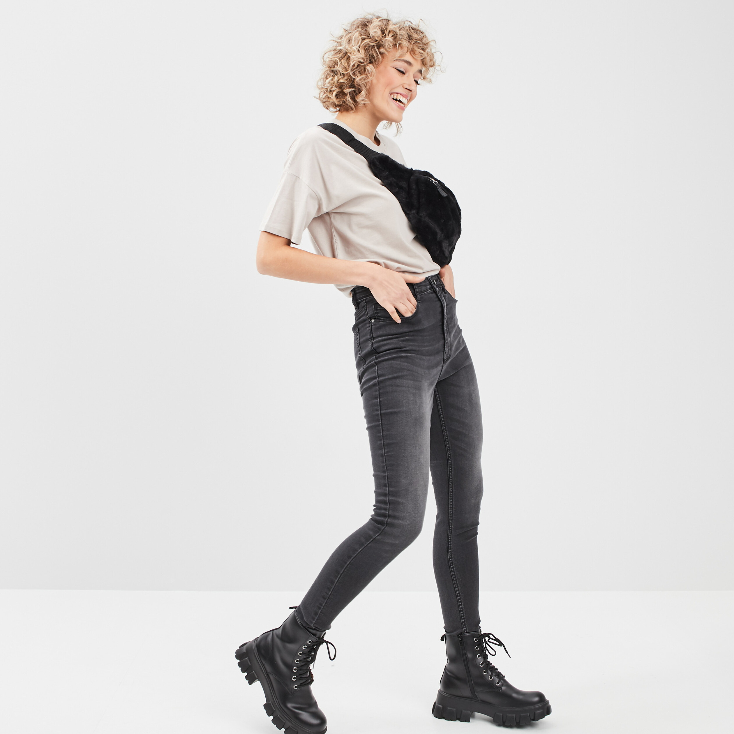 Jeans skinny 7 8ème denim noir femme | La Halle