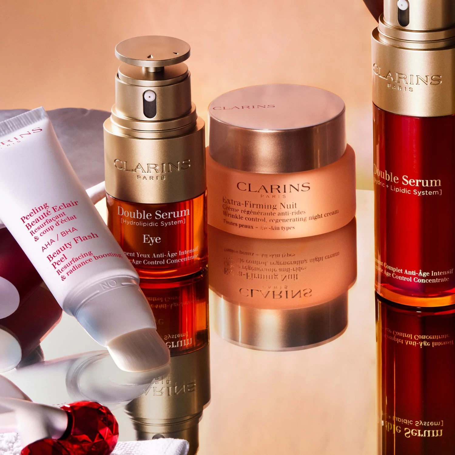 Clarins Beauty Flash Peeling für Linderung von Müdigkeit und mehr Strahlkraft