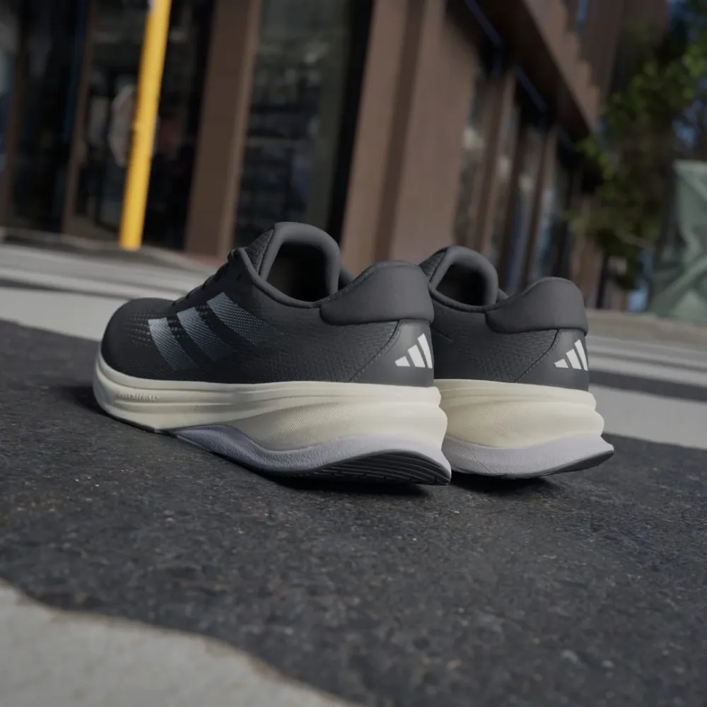 adidas Supernova Solution IF3005 / schwarz