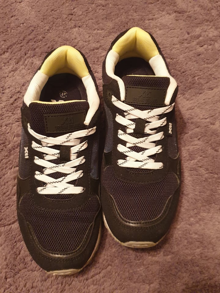 Xti Sneakers in Schwarz günstig kaufen 37