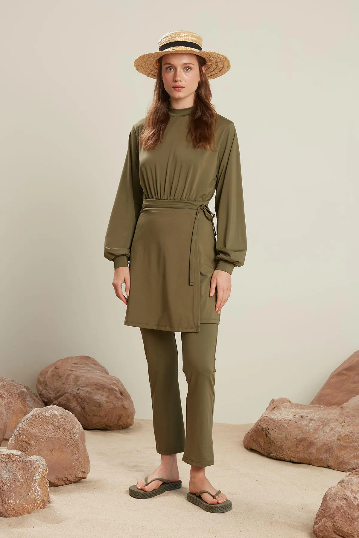 Manuka  HIJAB-BADEHOSE KHAKI