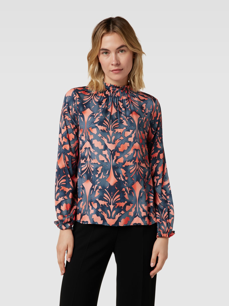 Blusenshirt aus Viskose mit Smok-Details in apricot