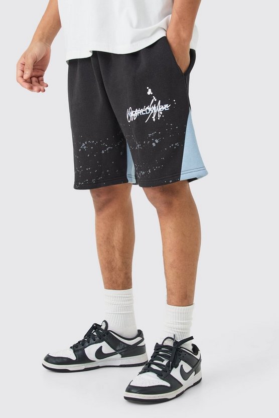 Lockere Shorts mit Farbspritzern