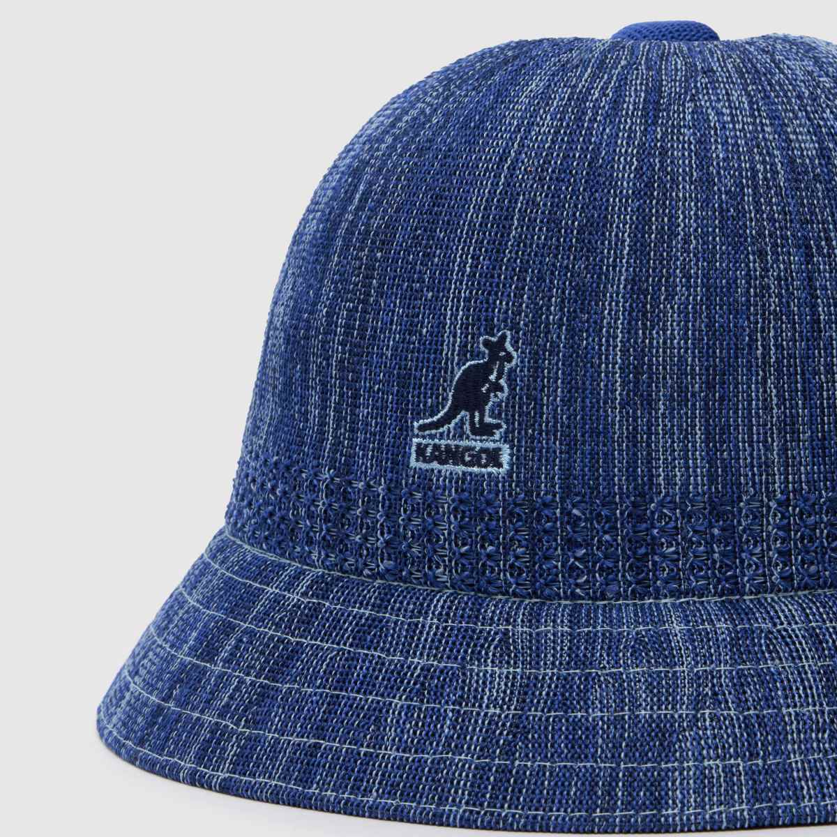KANGOL blå ventair-hatt