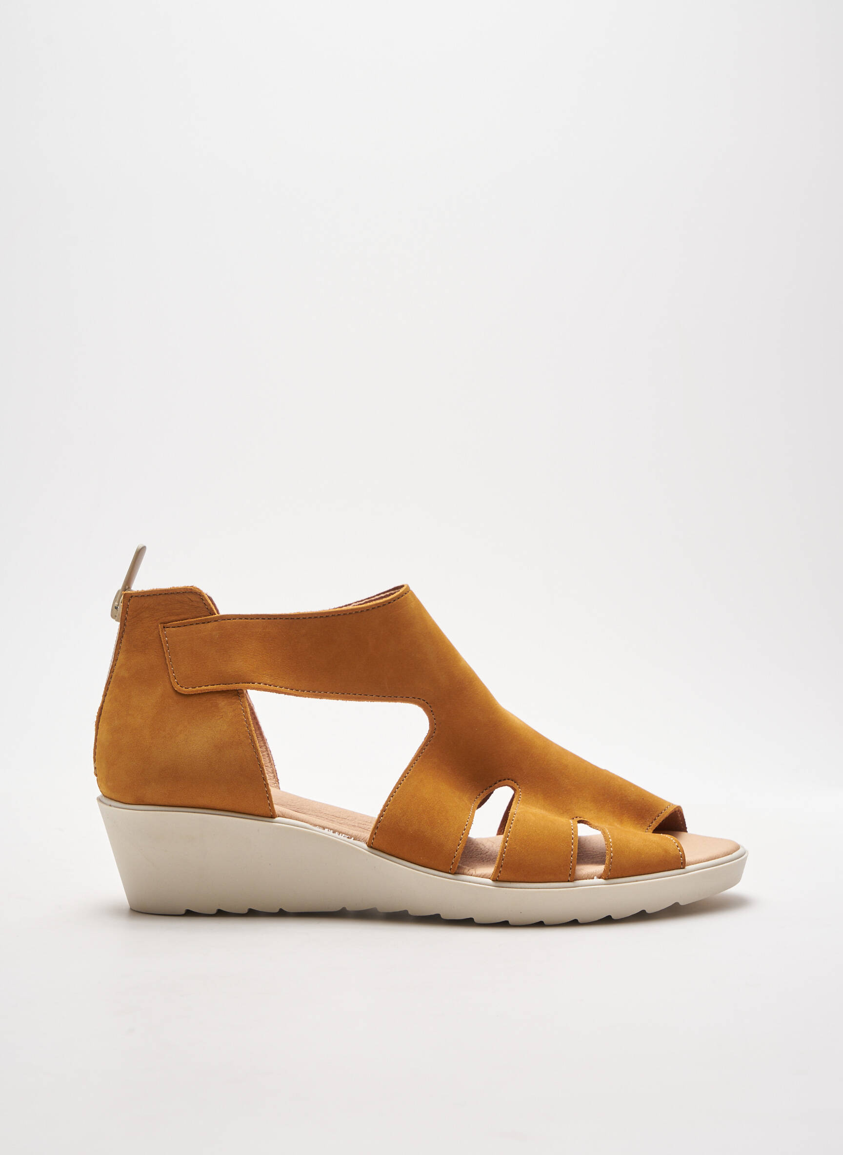 Hirica Sandales Nu Pieds Femme couleur jaune