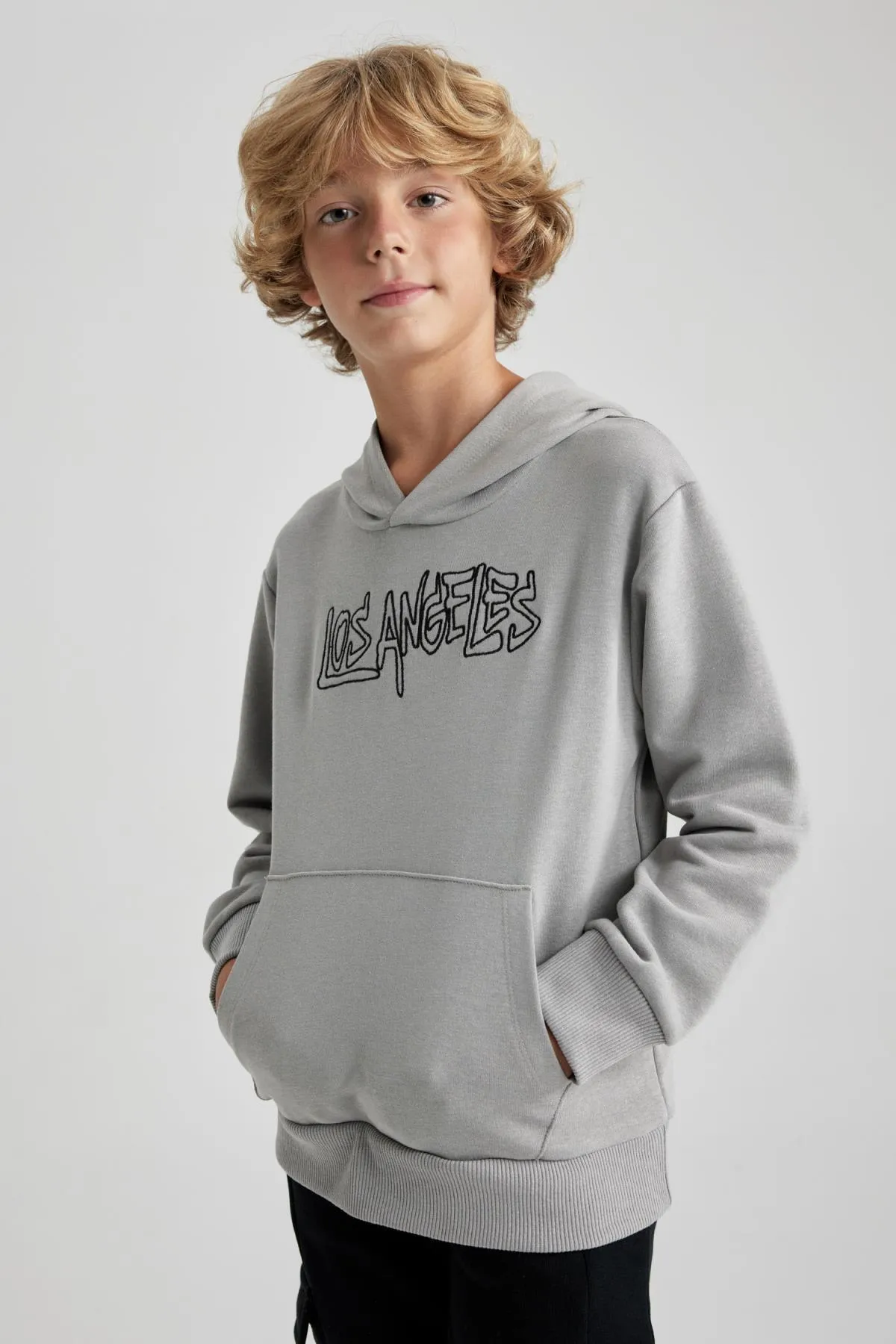 DeFacto  Dickes Kapuzen-Sweatshirt für Jungen