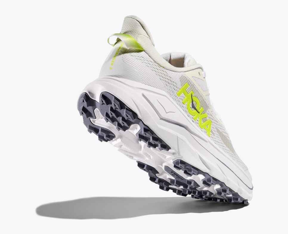 Challenger 8 White / Neon Hoka Citrus