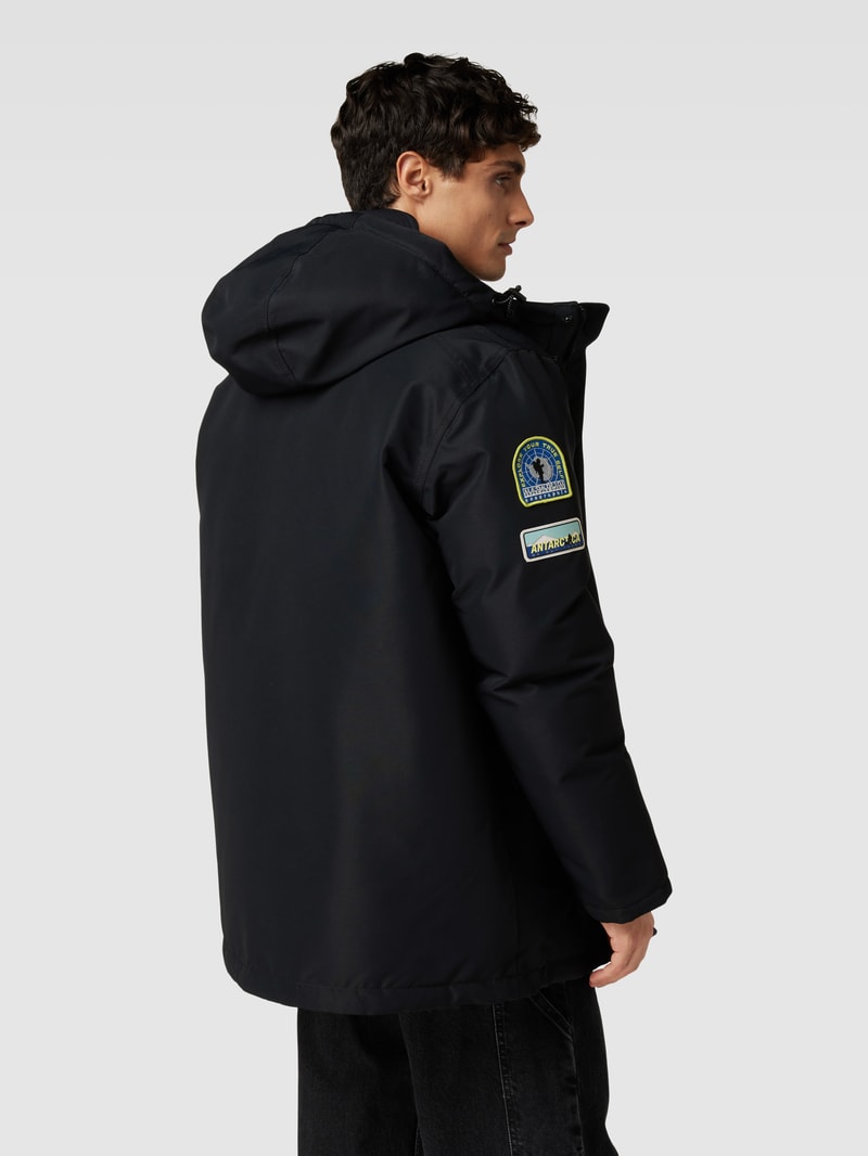 Winterjacke mit Kapuze Modell 'A-ASTER' in schwarz