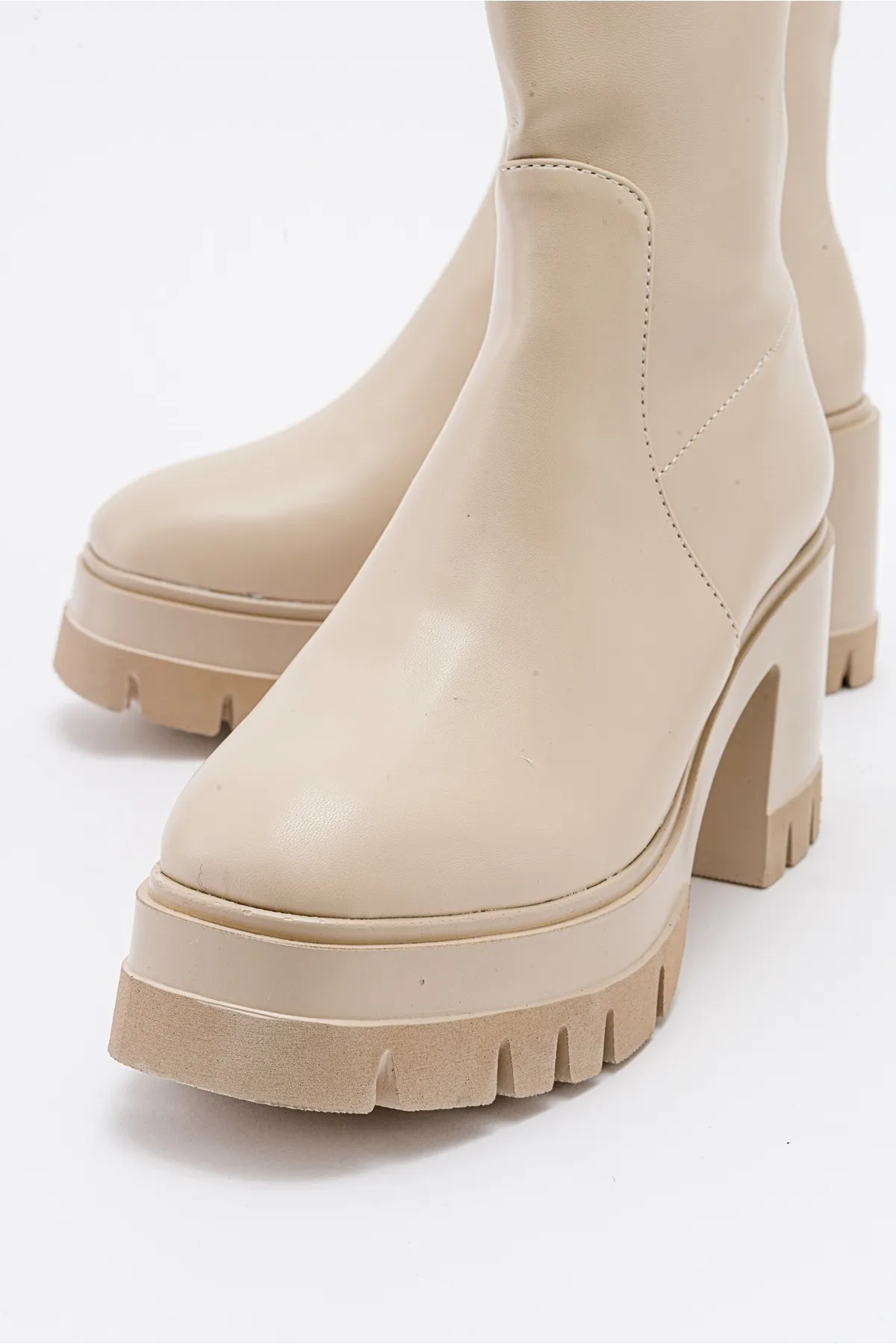 LuviShoes  TARTLE Beige Leder-Damenstiefel mit Plateau-Absatz