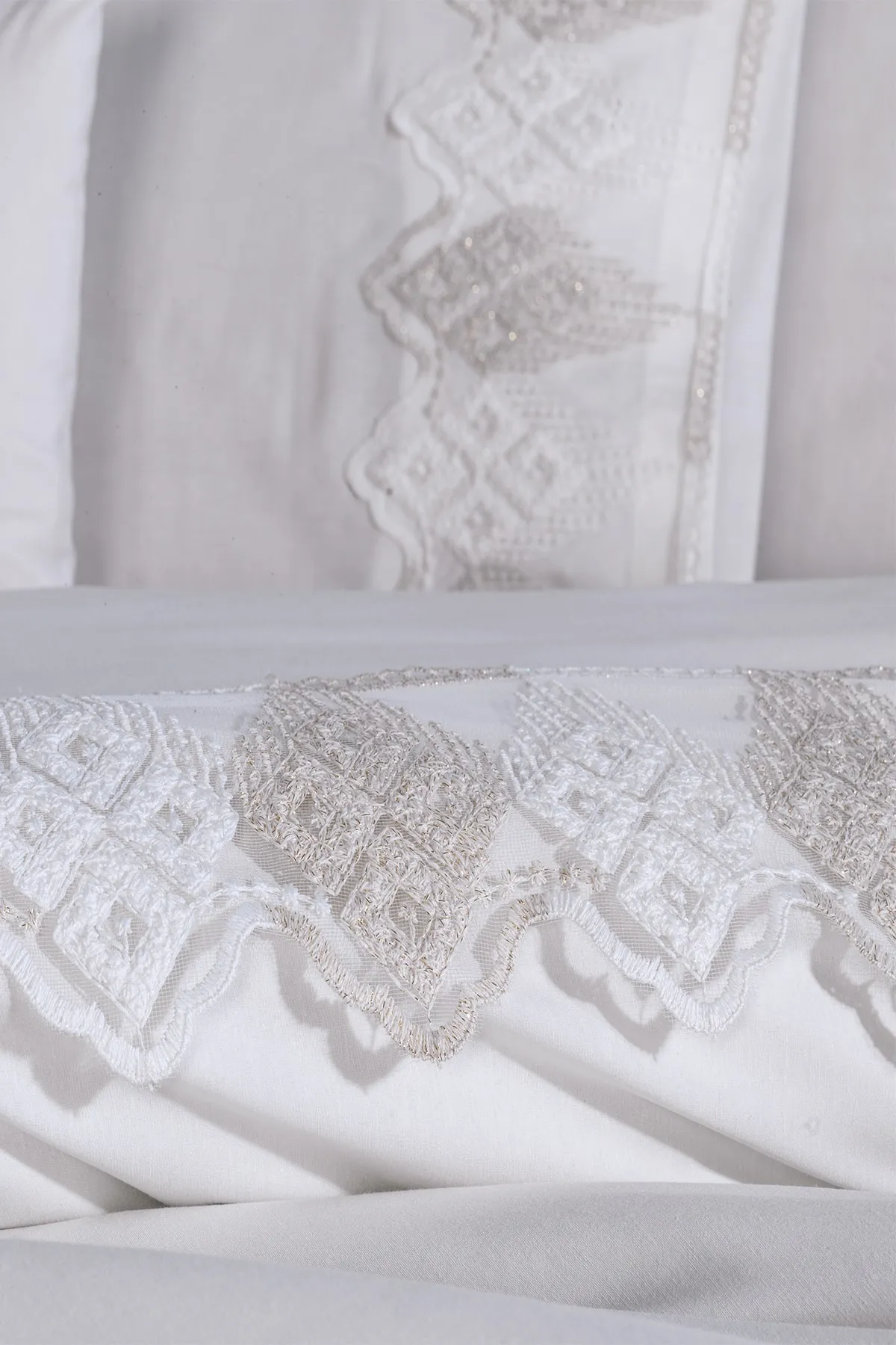 Çeyiz Diyarı  Irina Dowry Bettbezug-Set aus französischer Spitze, Creme