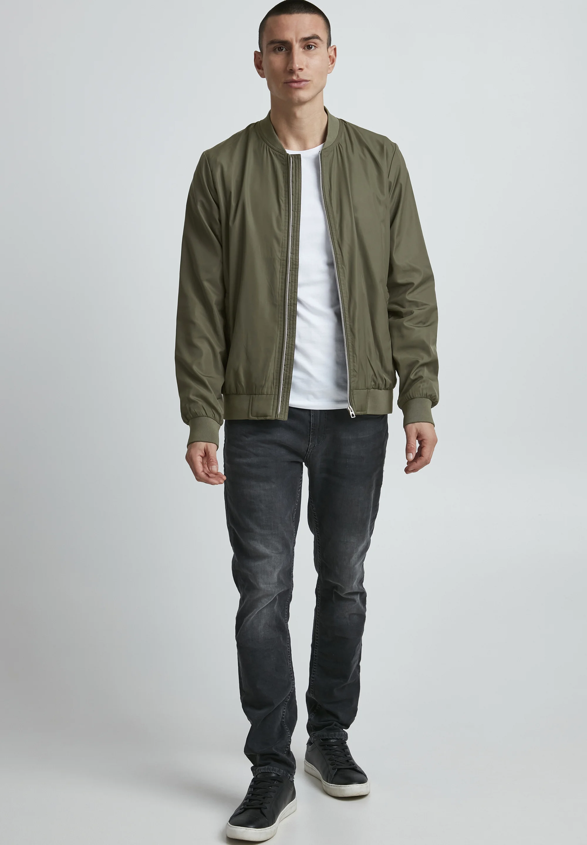 11 Proyecto PRMILFORD - Chaqueta bomber