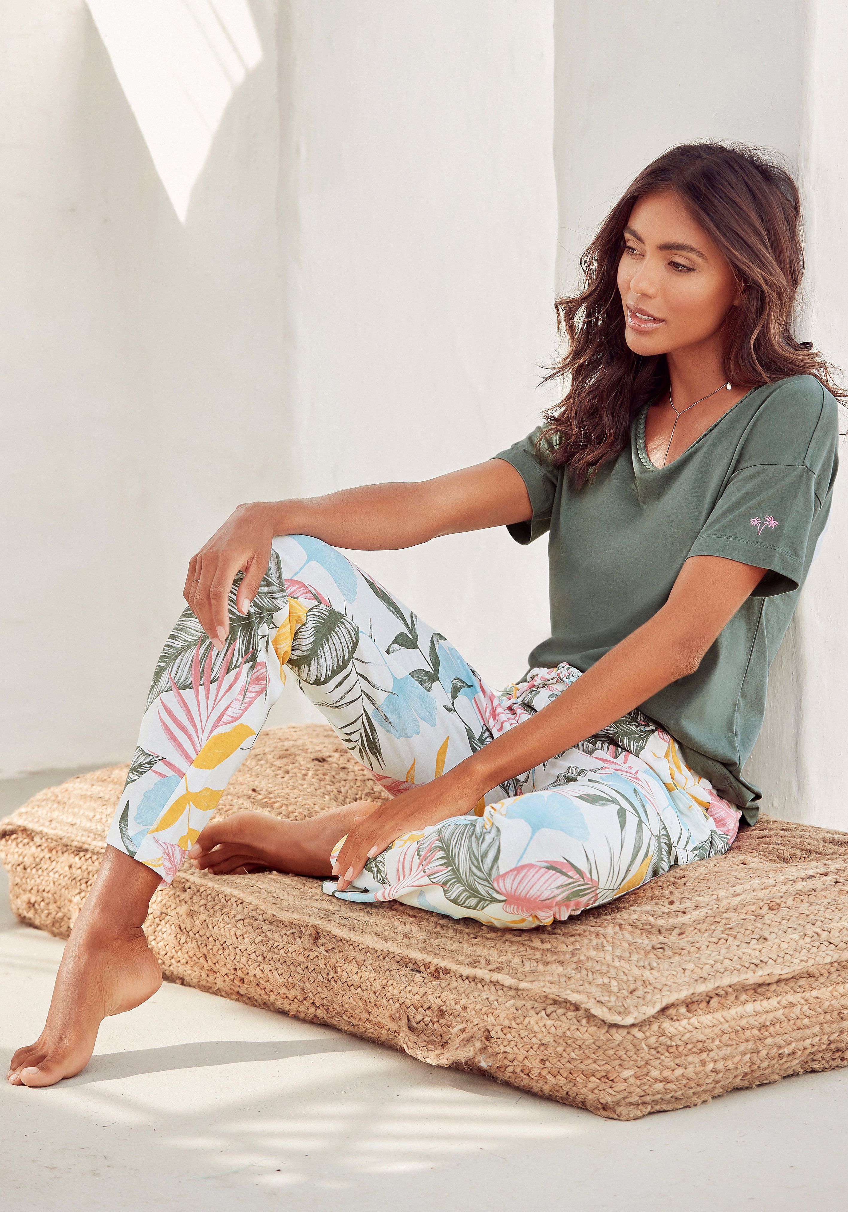 Vivance Dreams Pyjama (2 tlg., 1 Stück) mit floralem Druck
