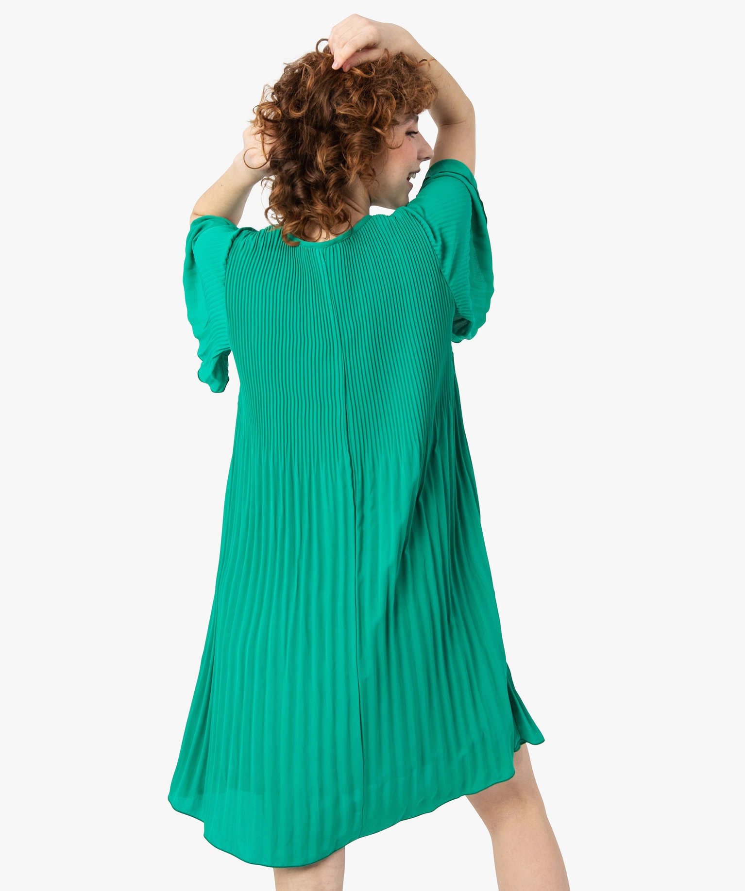 Robe femme en voile plissé à manches courtes vert | GEMO