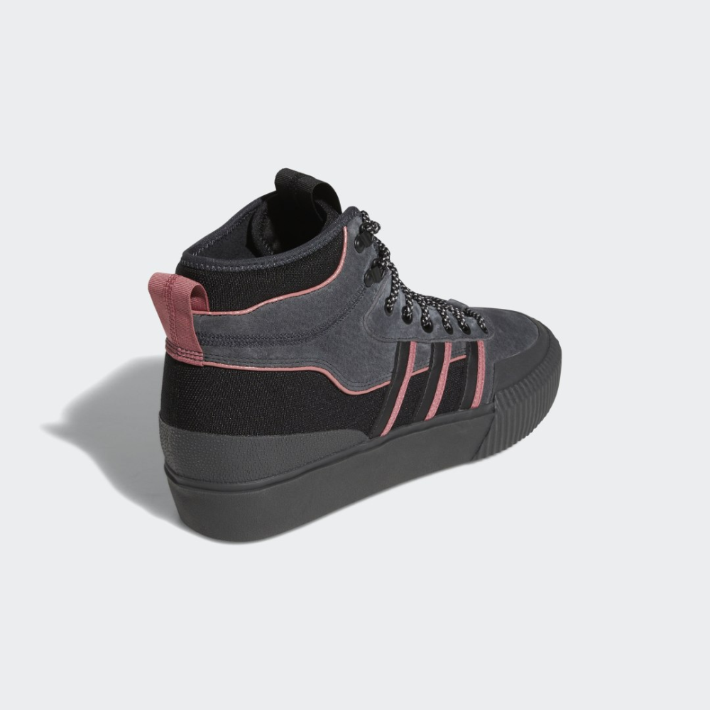 adidas Akando ATR GX2066 / schwarz