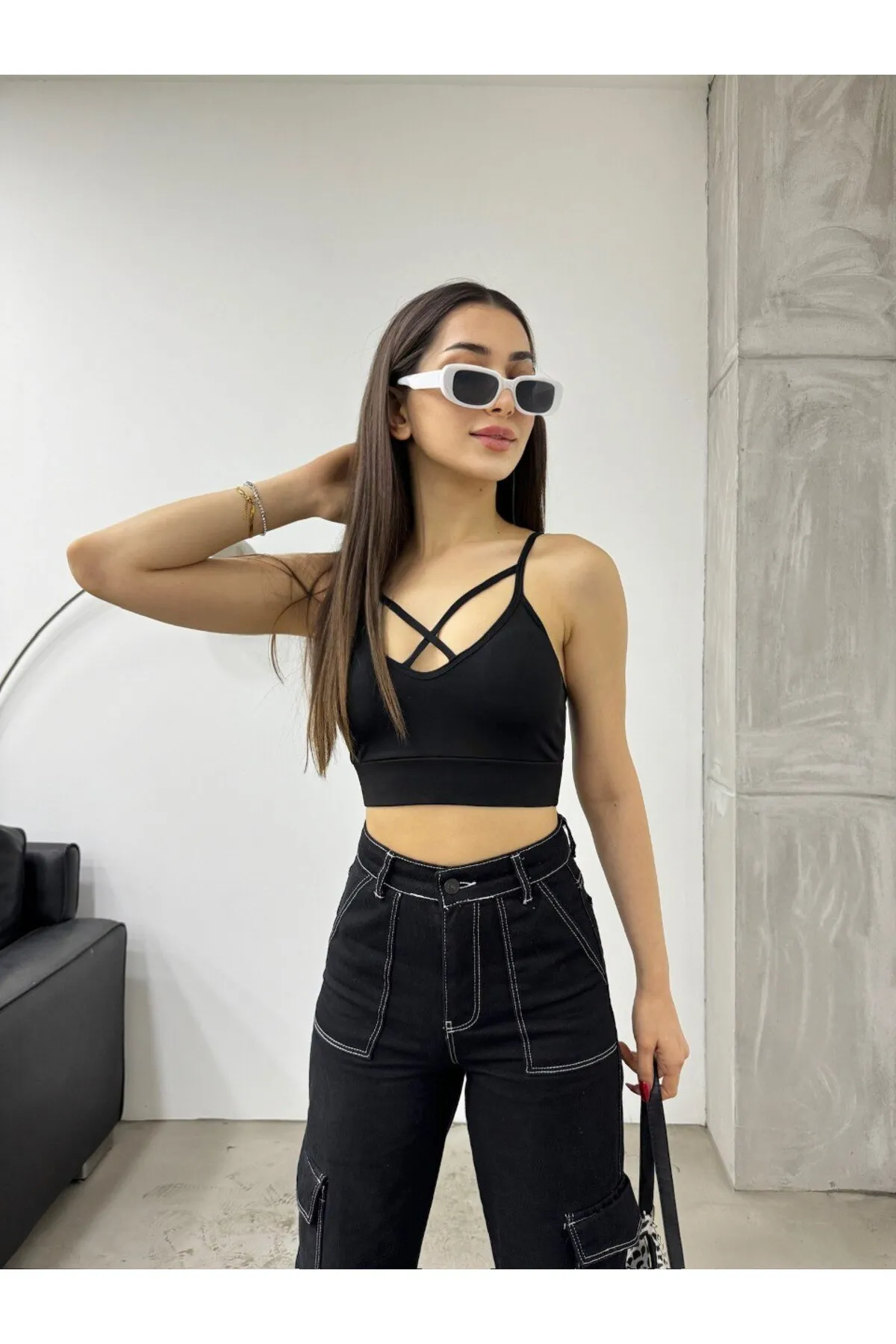 BİKELİFE  Gepolstertes Crop-Top mit gekreuzten Seilriemen für Damen
